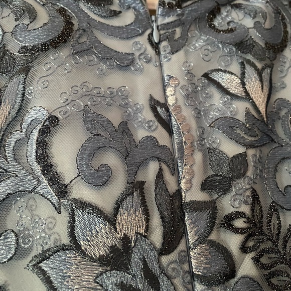 Knee Length Broached Blue Dress - Picture 4 of 5